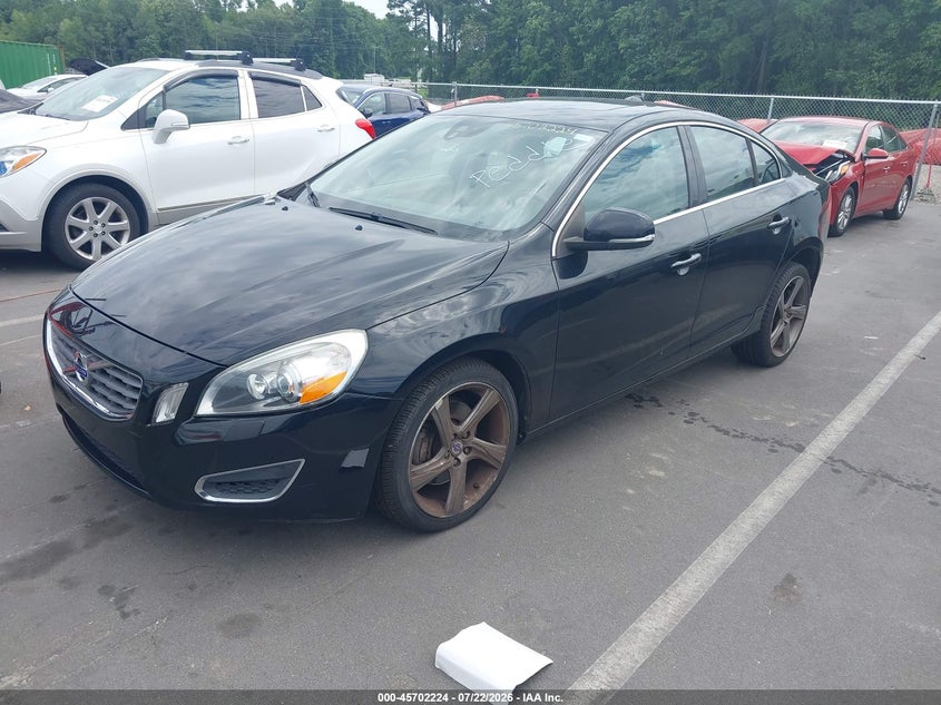 2011 Volvo S60 VIN YV1902FH6B2017676 IAAI salvage auction — NORMAL WEAR, Clear (North Carolina), sold $675 on 2026-08-05 (photo 2)