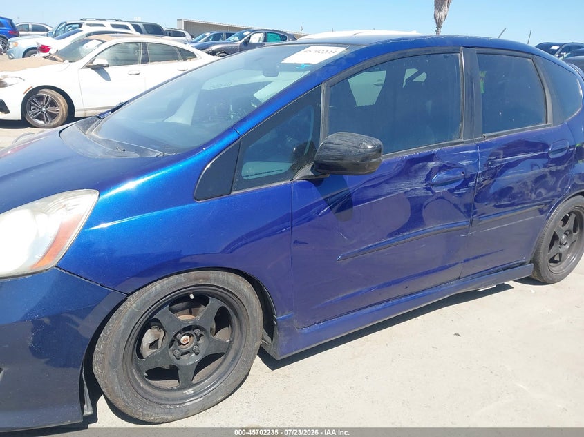 2011 Honda Fit VIN JHMGE8H54BC010450 IAAI salvage auction — LEFT SIDE, Salvage (California), sold $25 on 2026-07-31 (photo 6)