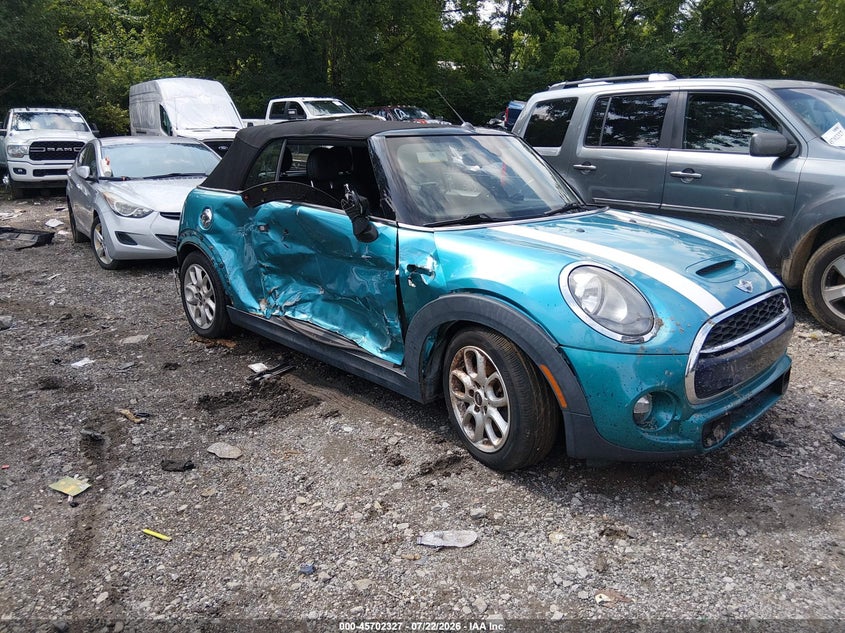 2017 Mini Convertible VIN WMWWG9C55H3C80574 IAAI salvage auction — NORMAL WEAR, Salvage Title, sold $1,875 on 2026-08-13 (photo 1)