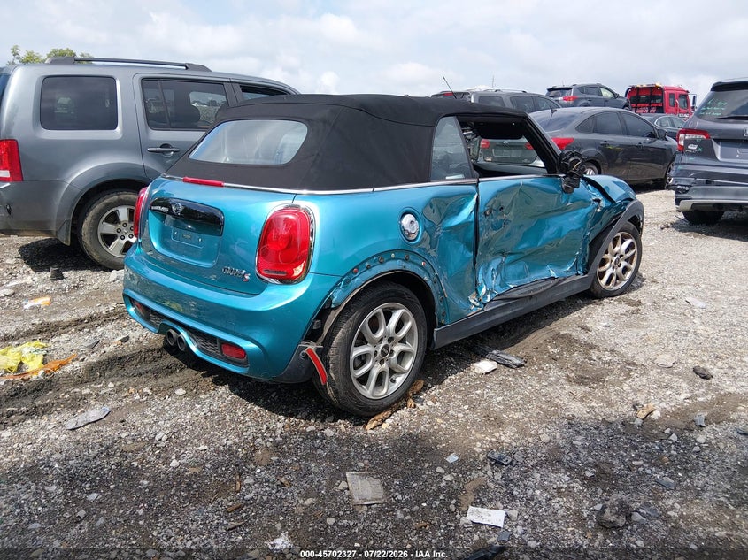 2017 Mini Convertible VIN WMWWG9C55H3C80574 IAAI salvage auction — NORMAL WEAR, Salvage Title, sold $1,875 on 2026-08-13 (photo 4)