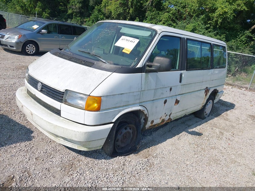 1993 Volkswagen Eurovan VIN WV2KC0704PH058566 IAAI salvage auction — NORMAL WEAR, Original (Ohio), sold $225 on 2026-08-11 (photo 2)