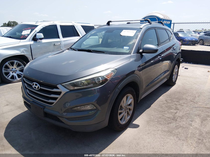 2018 Hyundai Tucson VIN KM8J33A44JU789676 IAAI salvage auction — NORMAL WEAR, Clear (Texas), sold $25 on 2026-07-30 (photo 2)