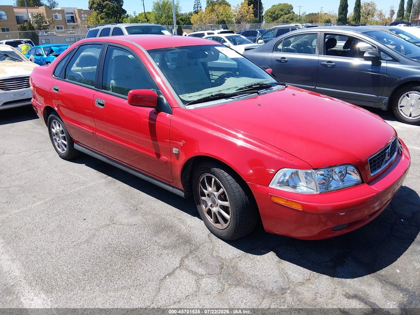 2003 Volvo S40 VIN YV1VS27533F000695 IAAI salvage auction — LEFT FRONT, Salvage (California), sold $625 on 2026-08-06 (photo 1)
