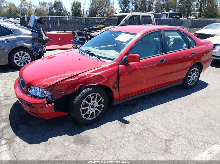 2003 Volvo S40 VIN YV1VS27533F000695 IAAI salvage auction — LEFT FRONT, Salvage (California), sold $625 on 2026-08-06 (photo 2)