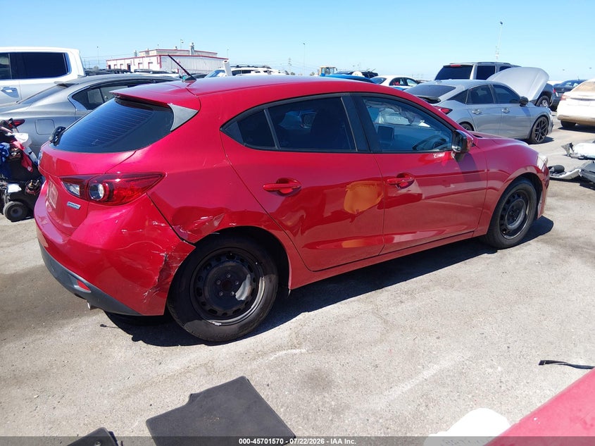 2016 Mazda 3 VIN JM1BM1J78G1347725 IAAI salvage auction — RIGHT REAR, Wait Title, sold $2,000 on 2026-09-03 (photo 4)