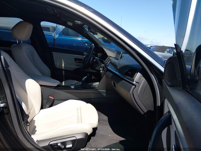 2017 BMW 4er VIN WBA4F7C51HG438431 IAAI salvage auction — LEFT SIDE, Salvage (California), sold $6,900 on 2026-08-03 (photo 5)