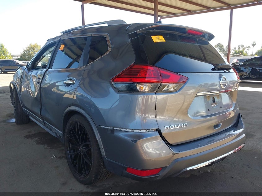 2017 Nissan Rogue VIN KNMAT2MTXHP588519 IAAI salvage auction — BIO HAZARD, Wait Title, sold $525 on 2026-09-12 (photo 3)