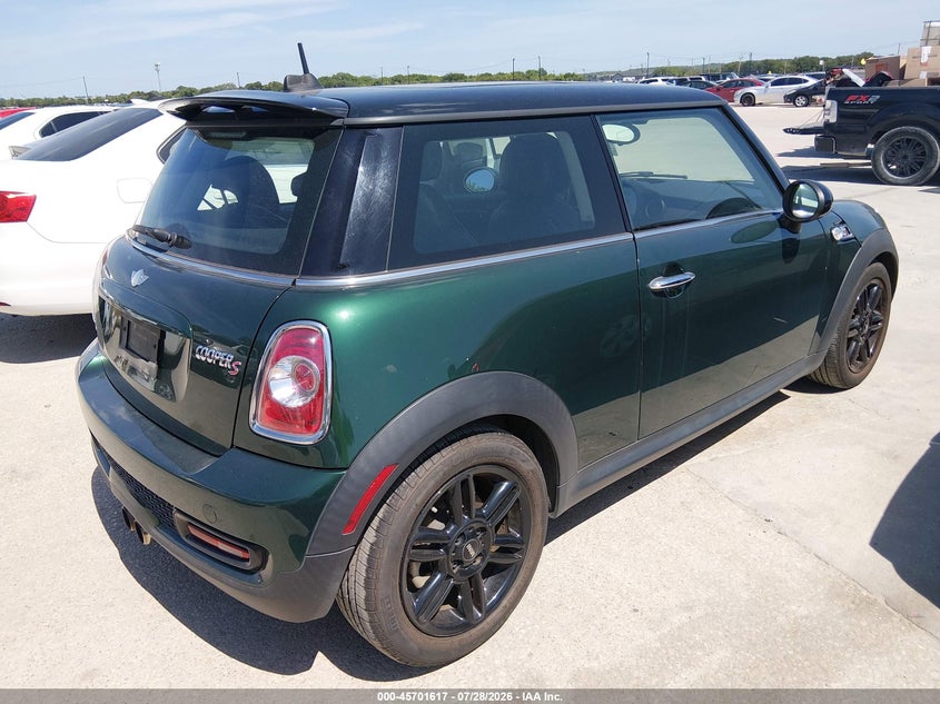 2013 Mini Hard top VIN WMWSV3C55DT390601 IAAI salvage auction — NORMAL WEAR, Original (Texas), sold $3,100 on 2026-08-10 (photo 4)