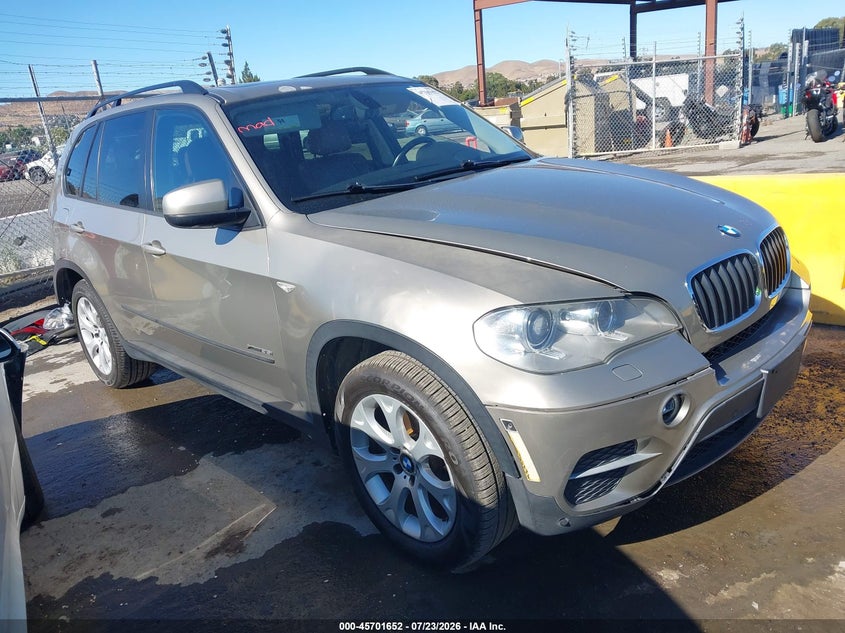 2012 BMW X5 VIN 5UXZV4C53CL767219 IAAI salvage auction — REAR END, Salvage (California), sold $600 on 2026-08-23 (photo 1)