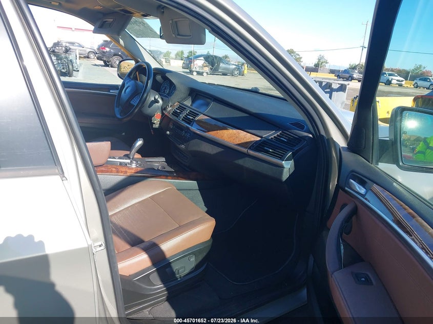 2012 BMW X5 VIN 5UXZV4C53CL767219 IAAI salvage auction — REAR END, Salvage (California), sold $600 on 2026-08-23 (photo 5)