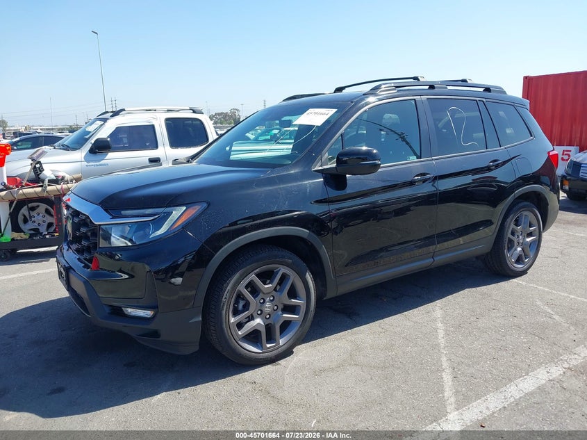 2022 Honda Passport VIN 5FNYF7H55NB003818 IAAI salvage auction — REAR END, Wait Title, sold $9,200 on 2026-08-20 (photo 2)
