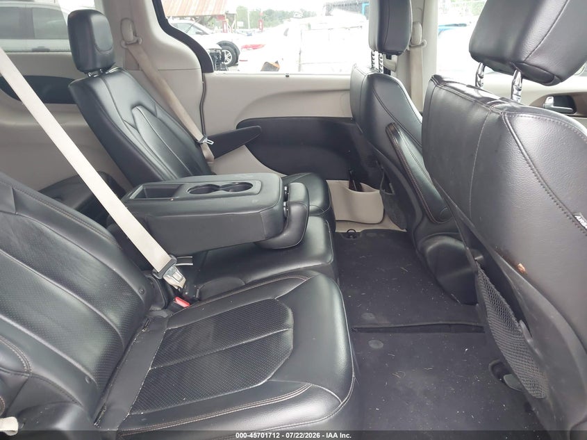 2018 Chrysler Pacifica VIN 2C4RC1BG7JR235243 IAAI salvage auction — FRONT END, Salvage Title, sold $2,675 on 2026-08-28 (photo 8)