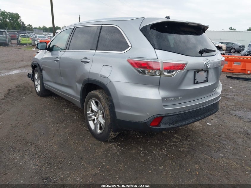 2015 Toyota Highlander VIN 5TDDKRFH3FS206786 IAAI salvage auction — SIDE, Clear (Virginia), sold $275 on 2026-07-31 (photo 3)