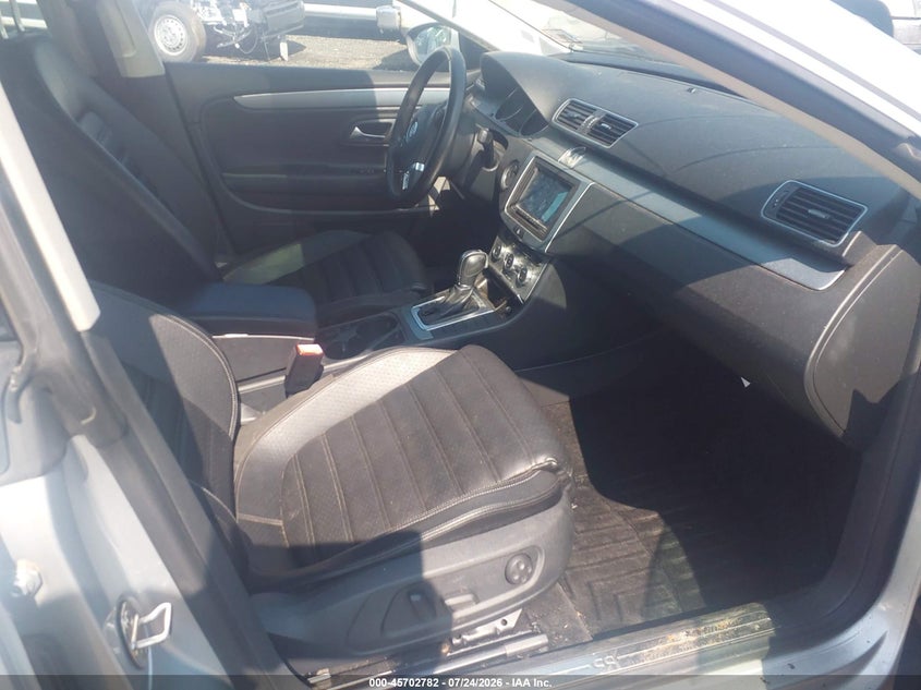 2013 Volkswagen Passat cc VIN WVWRP7AN9DE554975 IAAI salvage auction — FRONT END, Clear (New Jersey), sold $725 on 2026-07-27 (photo 5)