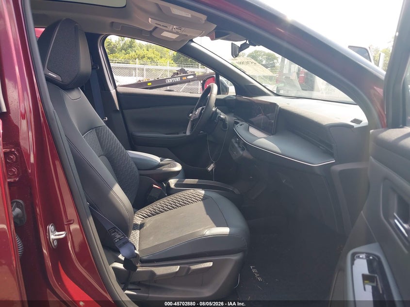 2026 Nissan Leaf VIN JN1AZ2EB0TM300234 IAAI salvage auction — NORMAL WEAR, Salvage Title, sold $16,250 on 2026-08-20 (photo 5)