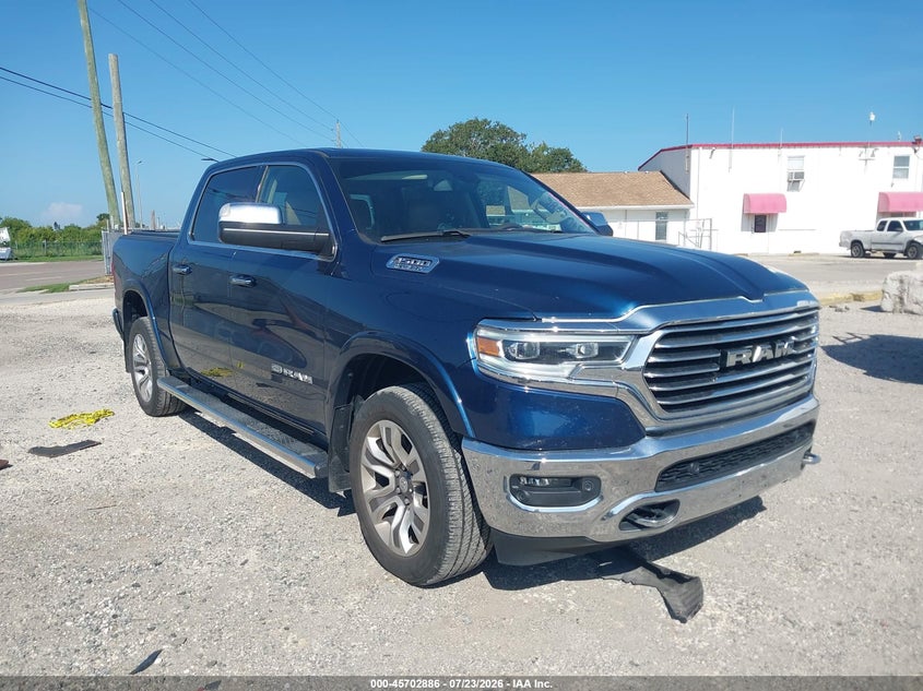 2019 Ram 1500 VIN 1C6SRFKT2KN517046 IAAI salvage auction — REAR END, Rebuildable (Florida), sold $10,600 on 2026-08-25 (photo 1)