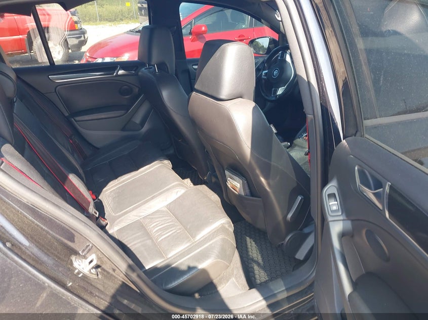 2013 Volkswagen Gti VIN WVWHD7AJ7DW135387 IAAI salvage auction — REAR END, Clear (Wisconsin), sold $1,225 on 2026-08-12 (photo 8)