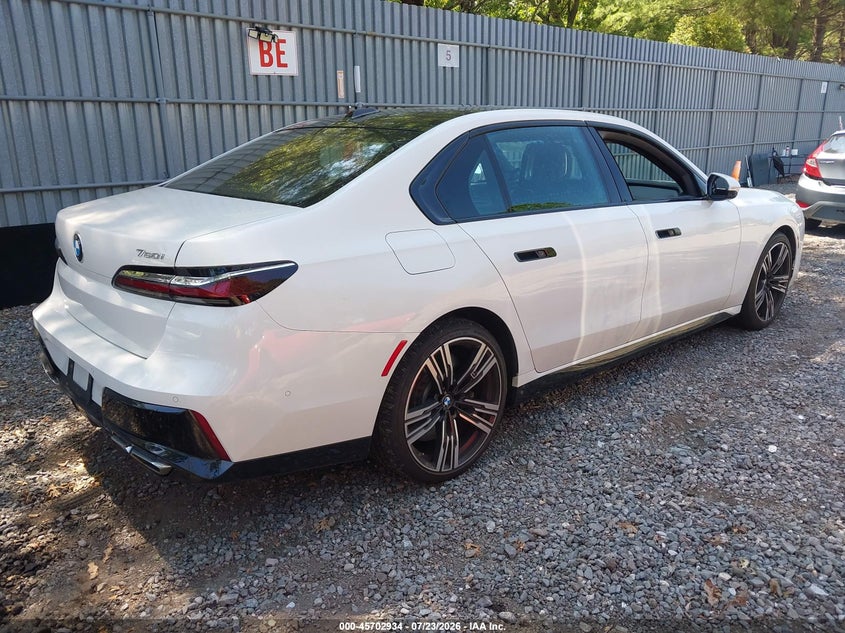 2024 BMW VIN WBA33EJ04RCR19217 IAAI salvage auction — WATER/FLOOD, Wait Title, sold $36,500 on 2026-10-12 (photo 4)