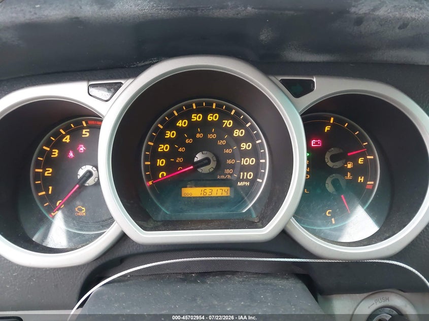 2004 Toyota 4runner VIN JTEBT17R648017382 IAAI salvage auction — NORMAL WEAR, Clear (Virginia), sold $1,100 on 2026-07-31 (photo 7)