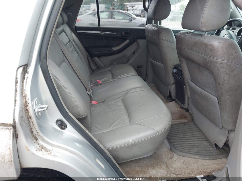2004 Toyota 4runner VIN JTEBT17R648017382 IAAI salvage auction — NORMAL WEAR, Clear (Virginia), sold $1,100 on 2026-07-31 (photo 8)