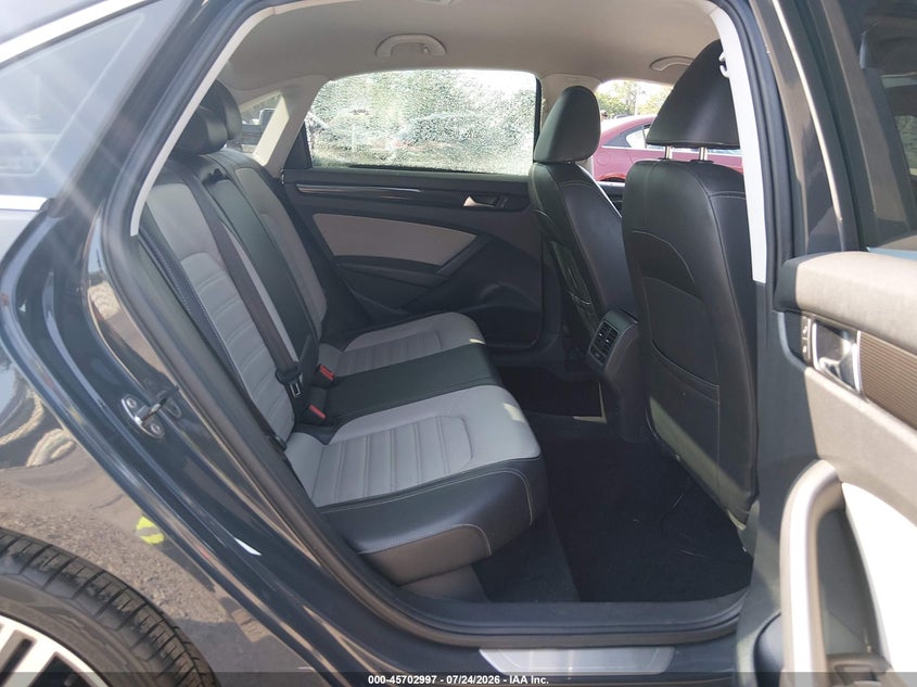 2014 Volkswagen Passat VIN 1VWBT7A35EC088094 IAAI salvage auction — LEFT SIDE, Salvage (New Jersey), sold $975 on 2026-09-02 (photo 8)