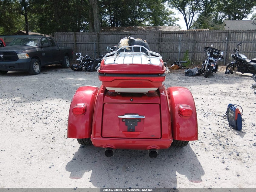 2019 Harley-davidson Tri glide ultra VIN 1HD1MAF16KB856360 IAAI salvage auction — FRONT END, Salvage (South Carolina), sold $8,000 on 2026-09-10 (photo 6)