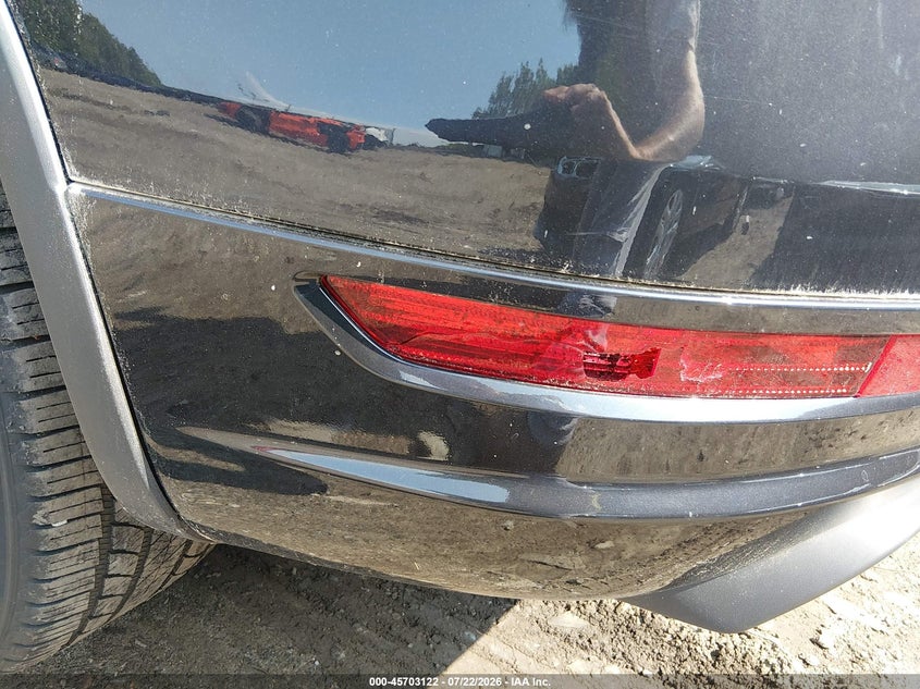 2014 Volkswagen Touareg VIN WVGDF9BPXED007516 IAAI salvage auction — NORMAL WEAR, Clear (Massachusetts), sold $725 on 2026-08-11 (photo 6)