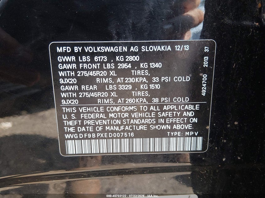 2014 Volkswagen Touareg VIN WVGDF9BPXED007516 IAAI salvage auction — NORMAL WEAR, Clear (Massachusetts), sold $725 on 2026-08-11 (photo 9)
