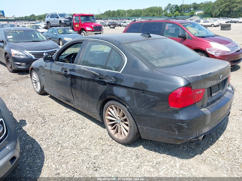 2009 BMW 3 series VIN WBAPL33519A406680 IAAI salvage auction — FRONT & REAR, Clear (New York), sold $600 on 2026-08-04 (photo 3)