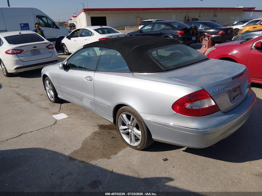 2007 Mercedes-benz Clk-class VIN WDBTK56F47F224944 IAAI salvage auction — NORMAL WEAR, Original (Texas), sold $300 on 2026-08-17 (photo 3)