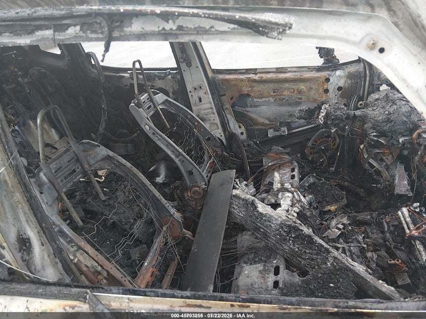 2015 Jeep Renegade VIN ZACCJBBH2FPC18985 IAAI salvage auction — BURN, Salvage Title, sold $175 on 2026-08-13 (photo 5)