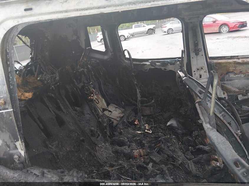 2015 Jeep Renegade VIN ZACCJBBH2FPC18985 IAAI salvage auction — BURN, Salvage Title, sold $175 on 2026-08-13 (photo 8)