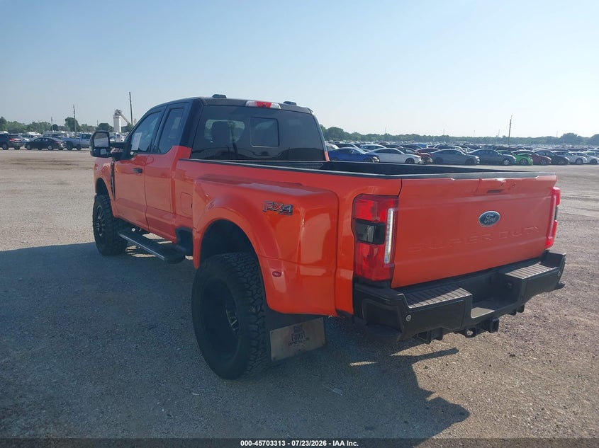 2023 Ford F-550 super duty VIN 1FT8X3DN3PED91373 IAAI salvage auction — UNKNOWN, Original (Texas), sold $16,100 on 2026-07-28 (photo 3)