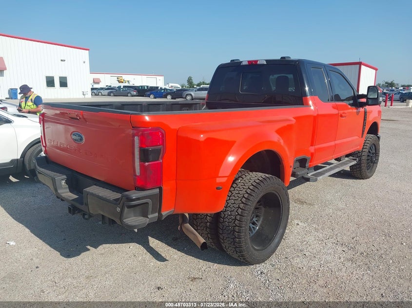 2023 Ford F-550 super duty VIN 1FT8X3DN3PED91373 IAAI salvage auction — UNKNOWN, Original (Texas), sold $16,100 on 2026-07-28 (photo 4)