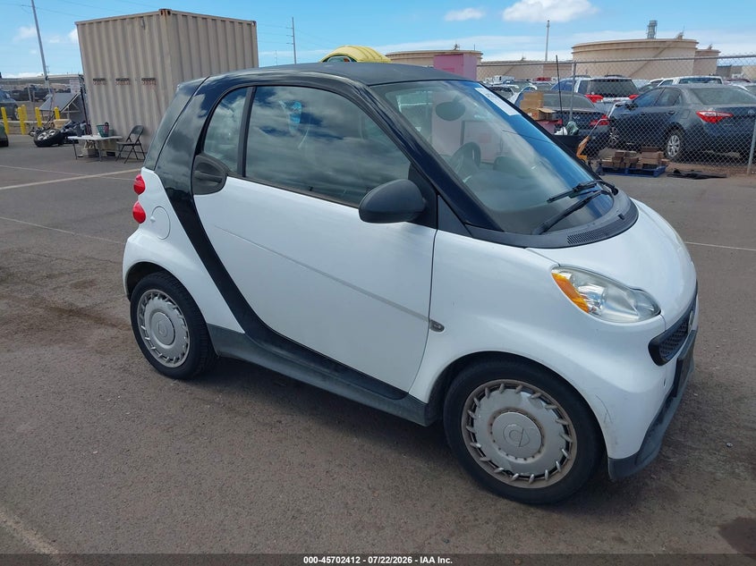 2013 Smart Fortwo VIN WMEEJ3BA5DK709593 IAAI salvage auction — NORMAL WEAR, Clear (Hawaii), sold $650 on 2026-08-04 (photo 1)