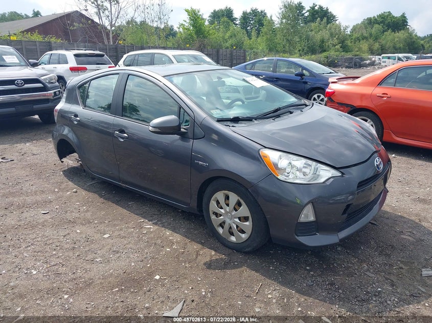 2012 Toyota Prius c VIN JTDKDTB32C1506854 IAAI salvage auction — NORMAL WEAR, Clear (Massachusetts), sold $525 on 2026-07-31 (photo 1)