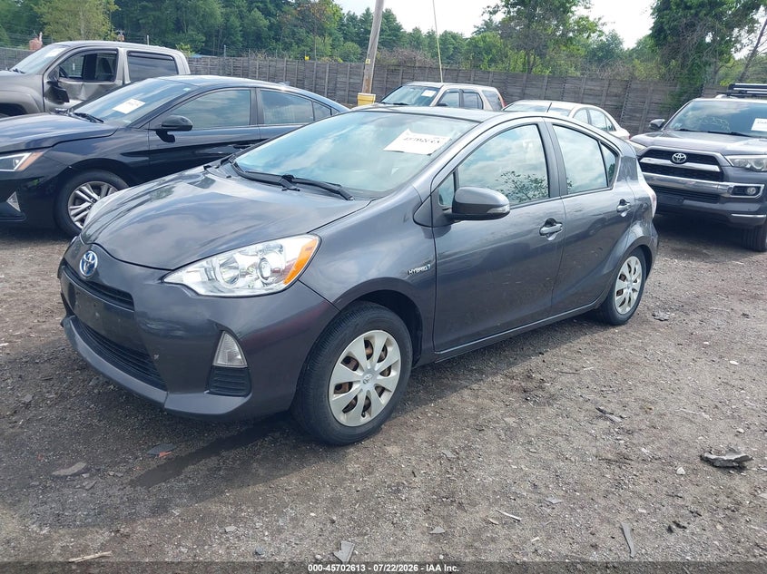 2012 Toyota Prius c VIN JTDKDTB32C1506854 IAAI salvage auction — NORMAL WEAR, Clear (Massachusetts), sold $525 on 2026-07-31 (photo 2)