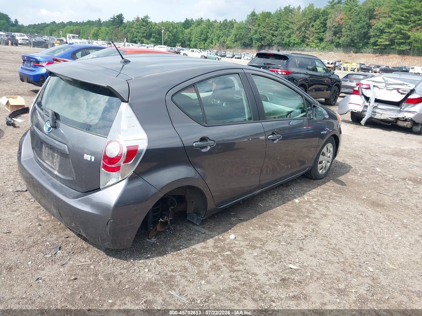 2012 Toyota Prius c VIN JTDKDTB32C1506854 IAAI salvage auction — NORMAL WEAR, Clear (Massachusetts), sold $525 on 2026-07-31 (photo 4)