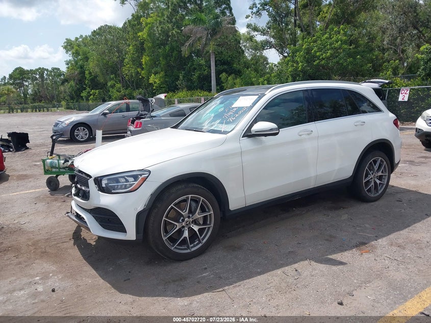 2020 Mercedes-benz Glc VIN W1N0G8DB9LF762002 IAAI salvage auction — FRONT END, Wait Title, sold $7,700 on 2026-08-20 (photo 2)