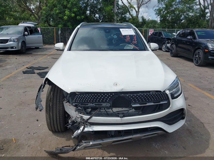 2020 Mercedes-benz Glc VIN W1N0G8DB9LF762002 IAAI salvage auction — FRONT END, Wait Title, sold $7,700 on 2026-08-20 (photo 6)