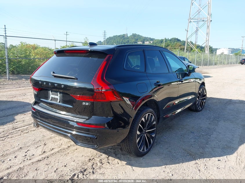 2026 Volvo Xc60 VIN YV4M12RM3T1323244 IAAI salvage auction — FRONT END, Wait Title, sold $18,450 on 2026-08-17 (photo 4)