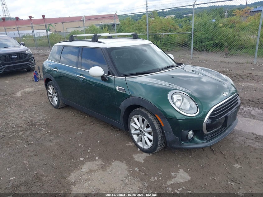 2016 Mini Clubman VIN WMWLN5C52G2E06525 IAAI salvage auction — RIGHT FRONT, Wait Title, sold $2,150 on 2026-08-21 (photo 1)