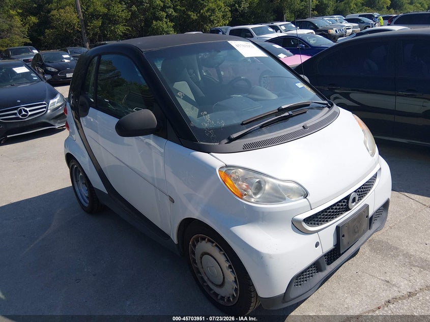 2013 Smart Fortwo VIN WMEEJ3BA7DK626215 IAAI salvage auction — NORMAL WEAR, Salvage Title, sold $1,225 on 2026-08-10 (photo 1)