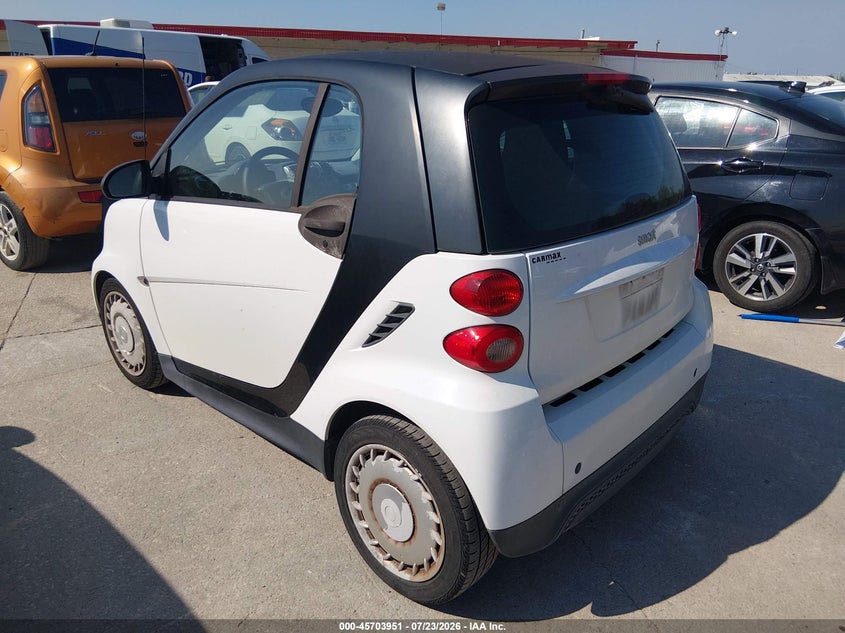 2013 Smart Fortwo VIN WMEEJ3BA7DK626215 IAAI salvage auction — NORMAL WEAR, Salvage Title, sold $1,225 on 2026-08-10 (photo 3)