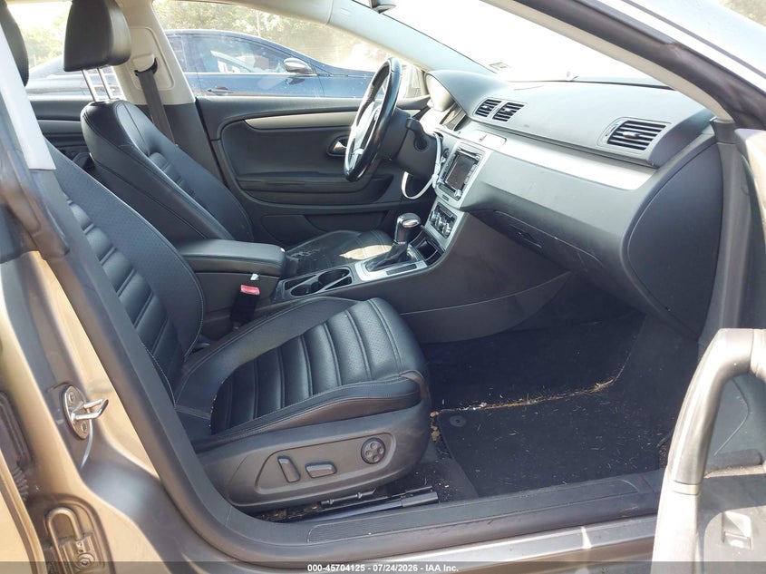 2010 Volkswagen Cc VIN WVWMP7AN2AE549767 IAAI salvage auction — SIDE, Salvage (Idaho), sold $625 on 2026-08-19 (photo 5)