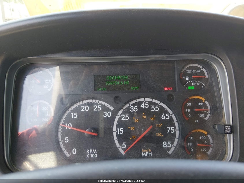 2019 Freightliner M2 106 VIN 1FVACWFC2KHKB7540 IAAI salvage auction — NORMAL WEAR, Original (New Hampshire), sold $11,200 on 2026-08-05 (photo 5)