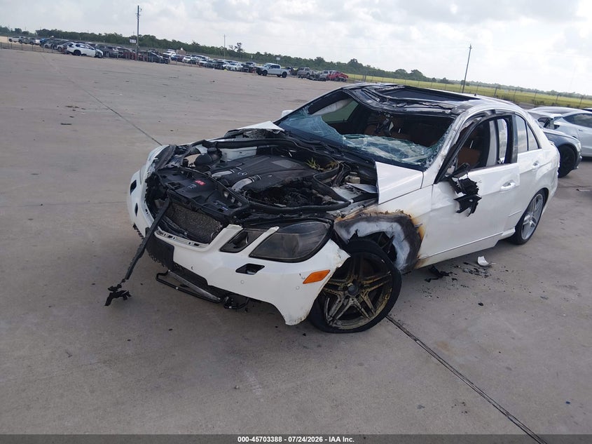 2012 Mercedes-benz E-klasse VIN WDDHF9BB3CA606269 IAAI salvage auction — ROLLOVER, Salvage (Texas), sold $1,100 on 2026-08-14 (photo 2)