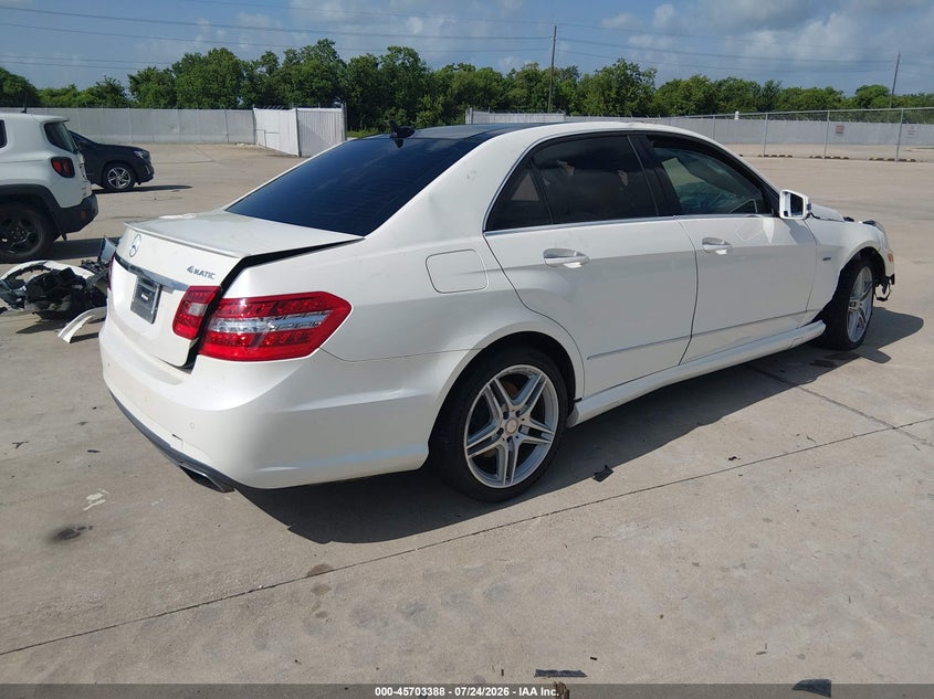 2012 Mercedes-benz E-klasse VIN WDDHF9BB3CA606269 IAAI salvage auction — ROLLOVER, Salvage (Texas), sold $1,100 on 2026-08-14 (photo 4)