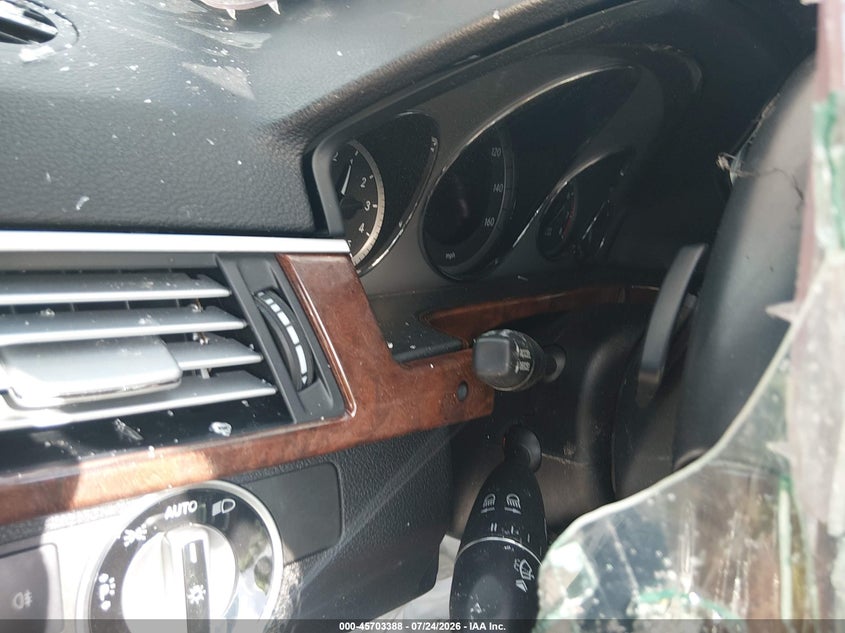 2012 Mercedes-benz E-klasse VIN WDDHF9BB3CA606269 IAAI salvage auction — ROLLOVER, Salvage (Texas), sold $1,100 on 2026-08-14 (photo 7)