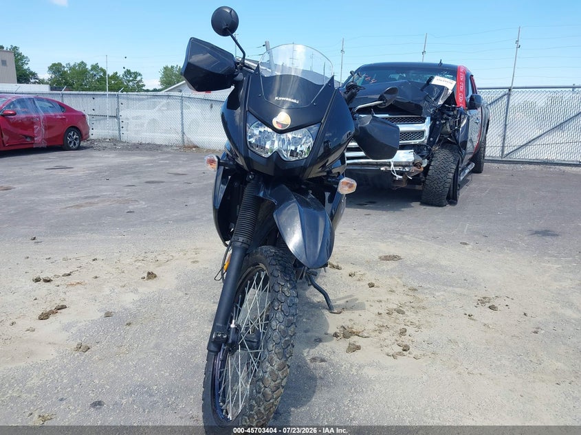 2018 Kawasaki Klr 650 VIN JKAKLEE1XJDA94085 IAAI salvage auction — LEFT & RIGHT, Salvage (Virginia), sold $1,500 on 2026-09-10 (photo 5)